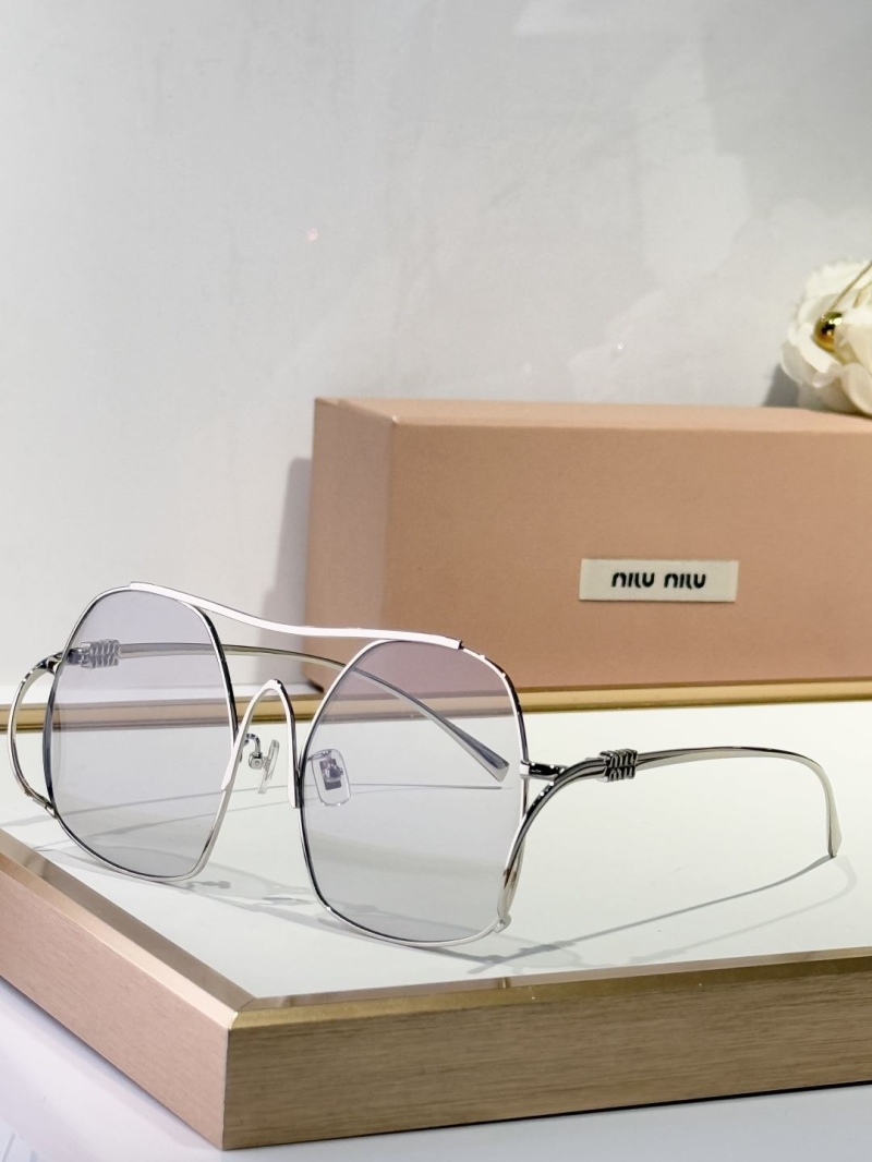 MIU MIU